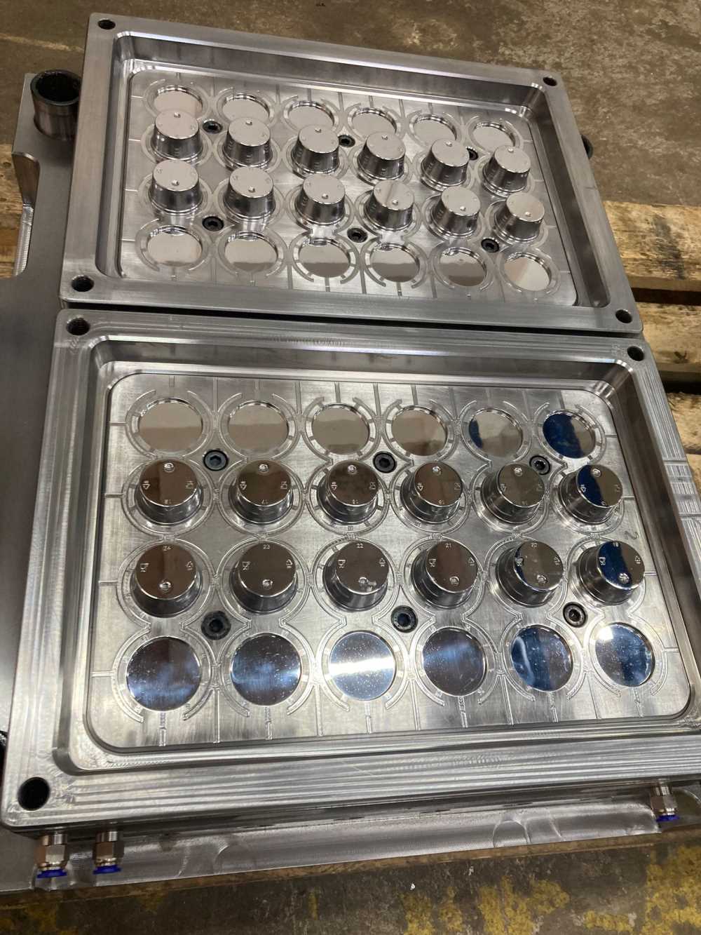 24 Göz 1oz Shot Bardak Kalıbı