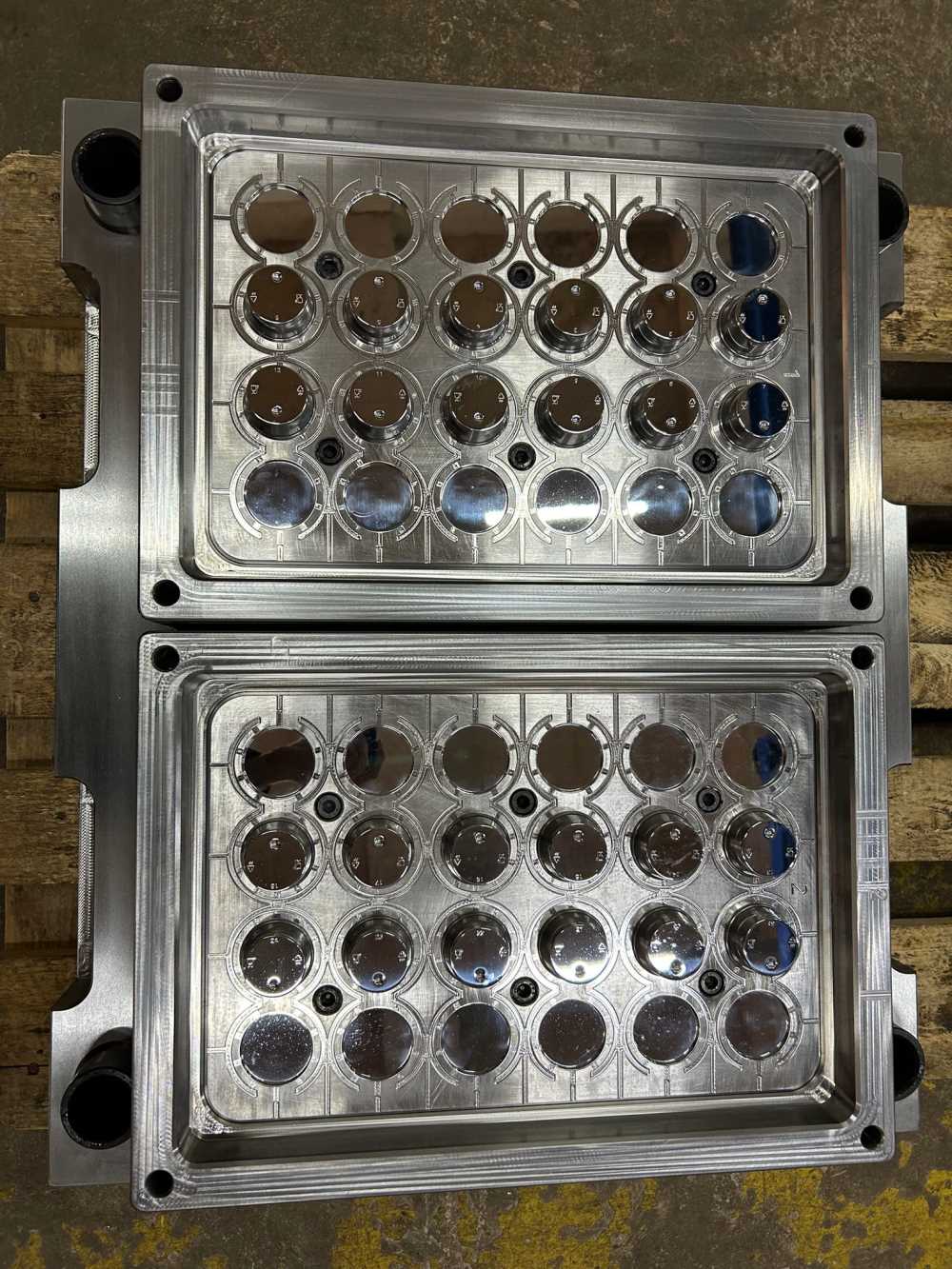 24 Göz 1oz Shot Bardak Kalıbı